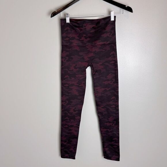 Spanx Look at Me Now high waist seamless camouflage leggings in wine size medium - Picture 6 of 15